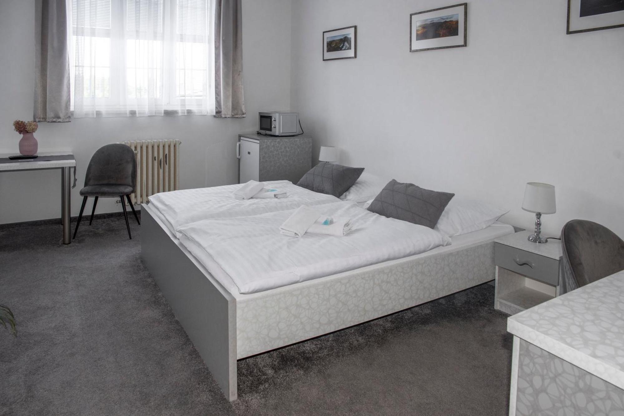 Classic Apartmany Trinec Eksteriør billede