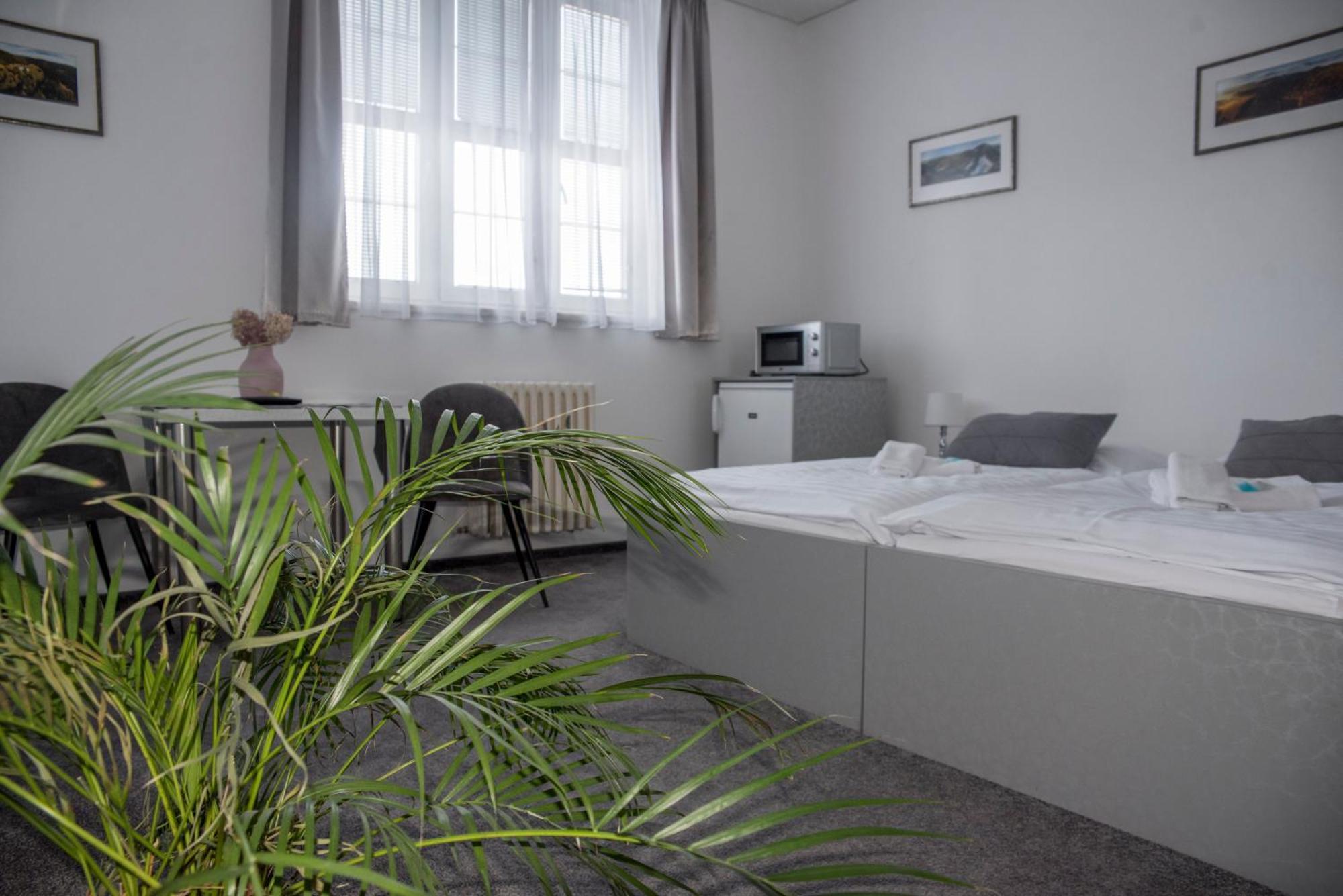 Classic Apartmany Trinec Eksteriør billede